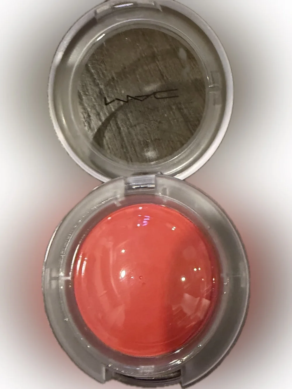 MAC Cosmetics GLOW PLAY CUSHIONY BLUSH | shade: heat index (BRIGHT PINK) | NWT